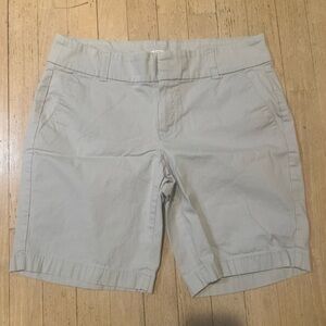 J. Crew Women's Size 6 Light Gray Cotton Stretch Chino 5" Shorts